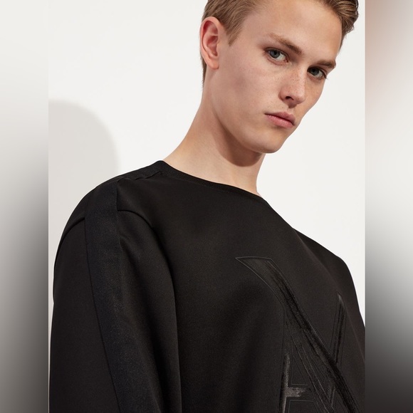 Armani Exchange OVERSIZED LOGO CREW NECK SWEATSHIRT - Picture 4 of 11